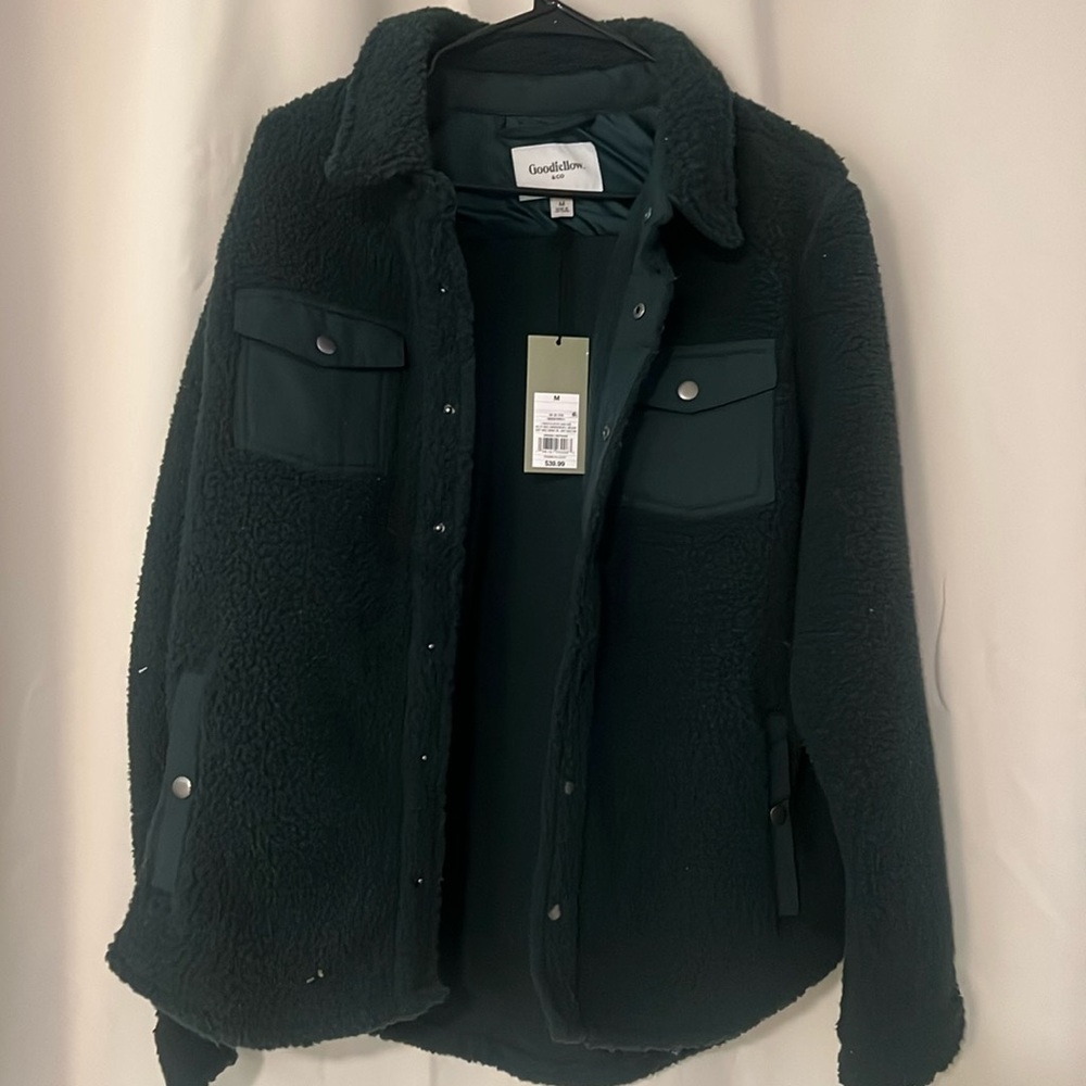 Good fellow size medium (men’s) fleece shacket NWTs